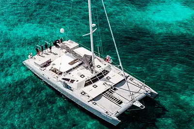 Catamaran Pacific Breeze Playa del Carmen
